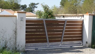 Dual-material gate - Europe Industrie 87